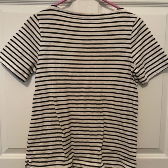 J. Crew black and beige short sleeved t-shirt with jeweled bird applique… - Picture 9 of 9